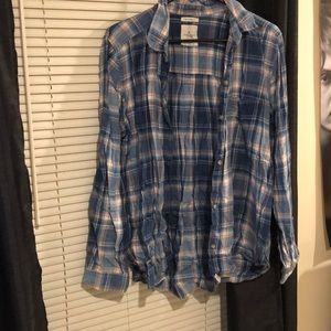 American eagle boyfriend fit plaid button up shirt